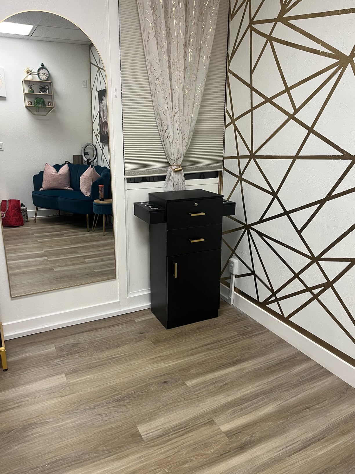 OmySalon Salon Stations for Hair Stylist, Beauty Salon Storage Cabinet, Hair Styling Equipment Set with a Large Storage Cabinet, 2 Drawers and 6 Hair Dryer Holders, Black customer photo 1