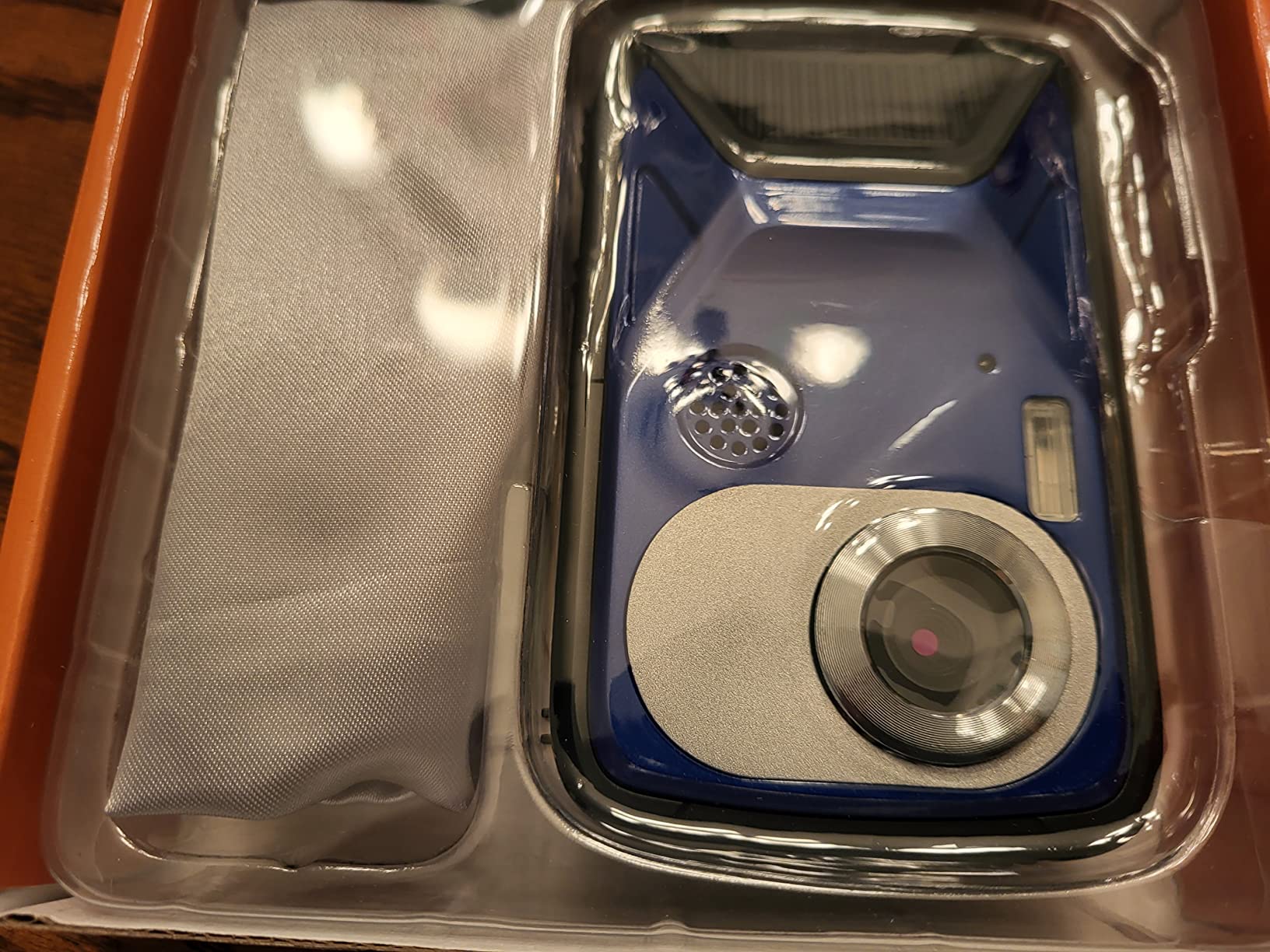 16FT Underwater Camera 30MP Waterproof Digital Camera with 32G Card and Rechargeable Battery, 18X Point and Shoot Camera for Boys Girls Children Teens Snorkeling Swimming Vacation(Blue) customer photo 2