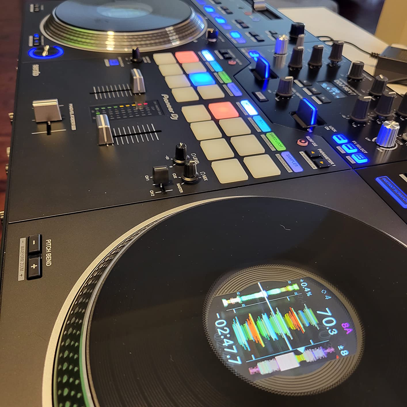 Pioneer DJ DDJ-REV7 2-deck Serato DJ Controller with Motorized Jog Wheels customer photo 2