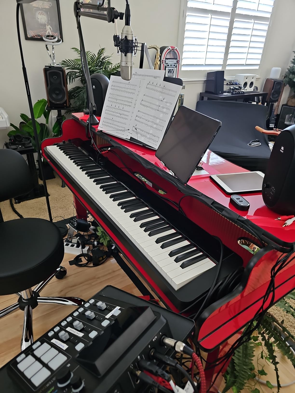 Casio Privia PX-S3100 - 88-Key Weighted Digital Piano | Slim & Elegant | 700 Tones, 200 Rhythms, Bluetooth Audio/MIDI, Touch Sensor Controls, Audio/MIDI Recorders & Editable DSP Effects customer photo 1