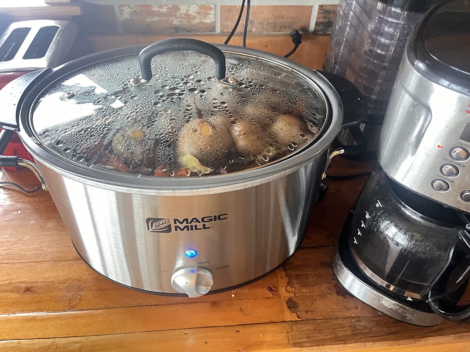 Magic Mill Slow Cooker 10 Quart | Extra Large Non-Stick Metal Searing Pot & Transparent Tempered Glass Lid Multipurpose Lightweight Slow Cookers, Pot is Safe to Put the On the Flame, Dishwasher Safe customer photo 1