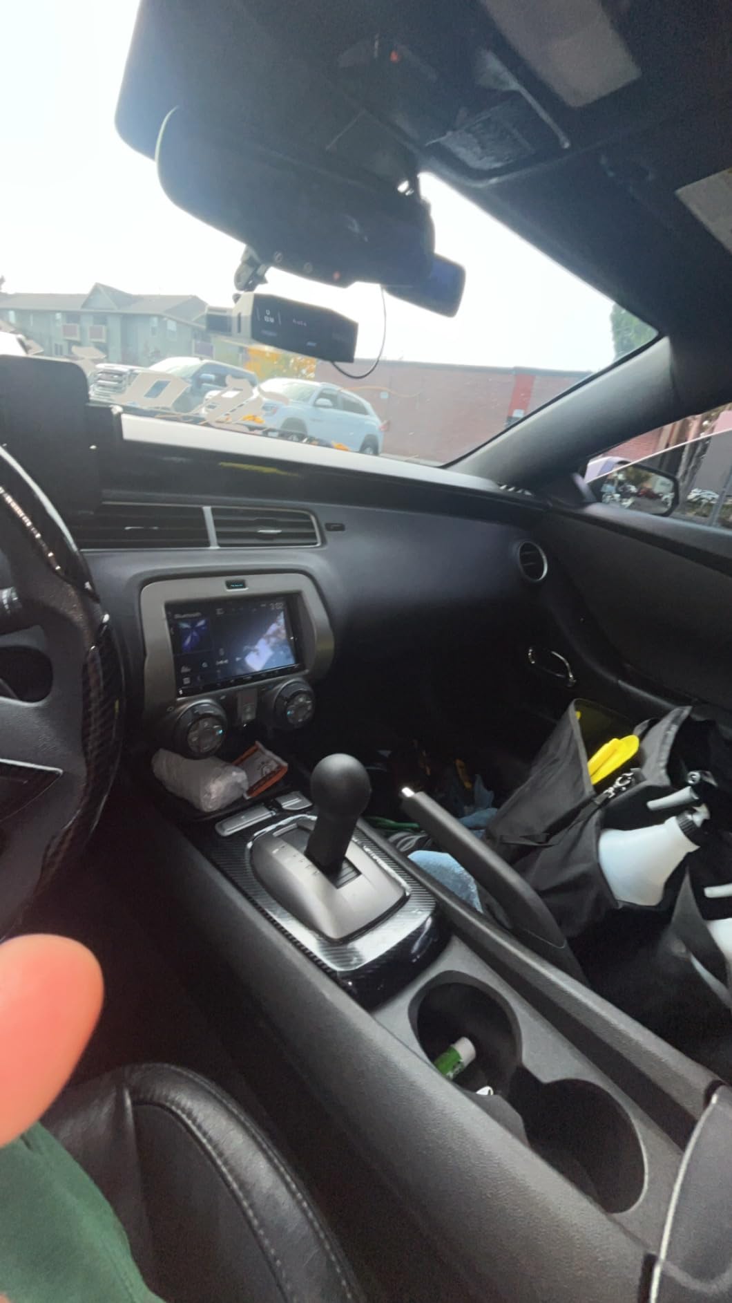 Uniden R8 Extreme Long-Range Radar/Laser Detector, Dual-Antennas Front & Rear Detection w/Directional Arrows, Built-in GPS w/Real-Time Alerts, Voice Alerts, Red Light Camera and Speed Camera Alerts customer photo 2