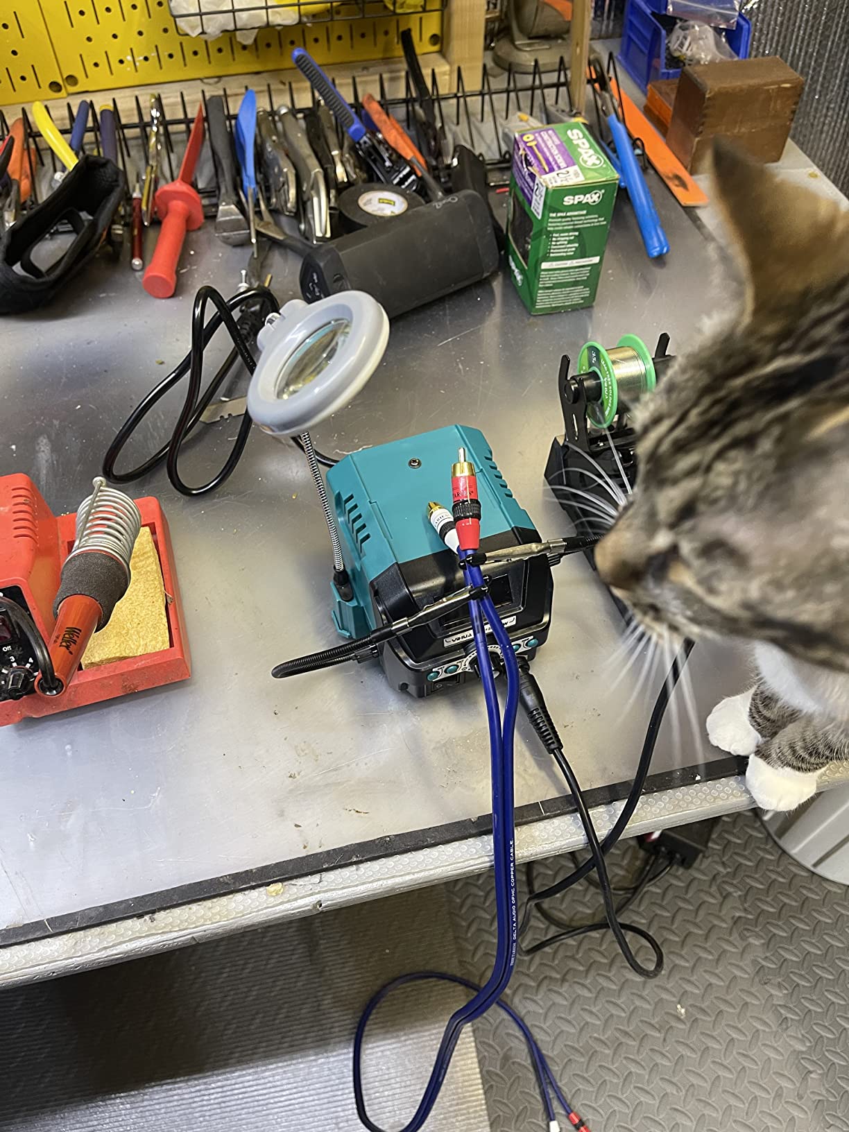 YIHUA 939D+ III EVO Digital Soldering Iron Station Kit 110W High Power with LCD display, 4 Memory Channels, Sleep Mode, Digital Calibration, Solder Wire, Helping Hands, Magnifier, 3 Soldering Tips customer photo 2