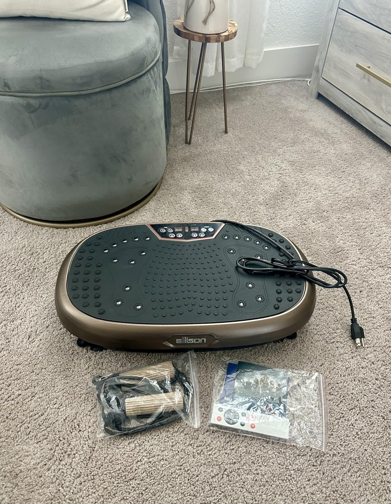 EILISON FITABS 3D Vibration Plate Exercise Machine with Seat - Oscillation, Pulsation + Vibration Platform, Push Up | Vibration Machine for Lymphatic Drainage, Weight Loss, Recovery customer photo 1