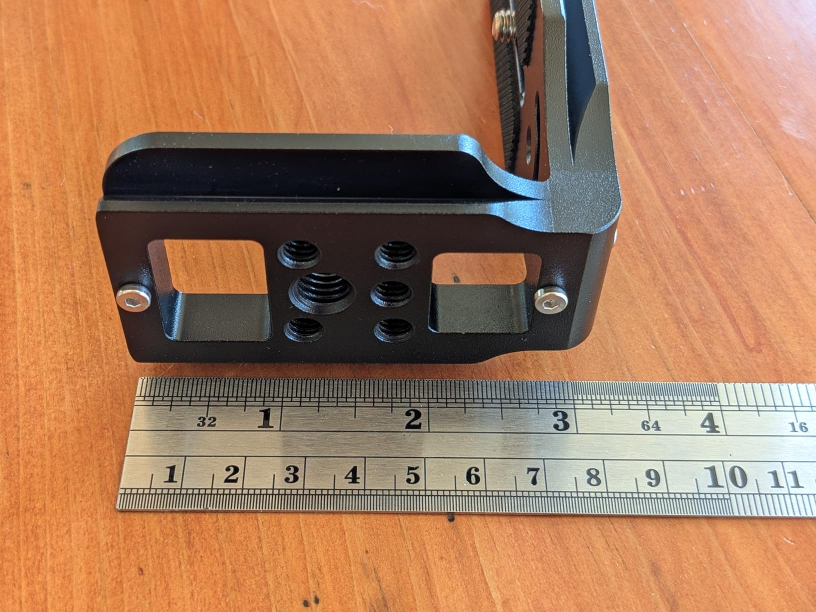 (Real Single One) DSLR Camera L Bracket Quick Release Plate Vertical Horizontal Switching Tripod Compatible with Canon Nikon Sony DJI Ronin Zhiyun Stabilizer Tripod Monopod Can't fit Manfrotto customer photo 1