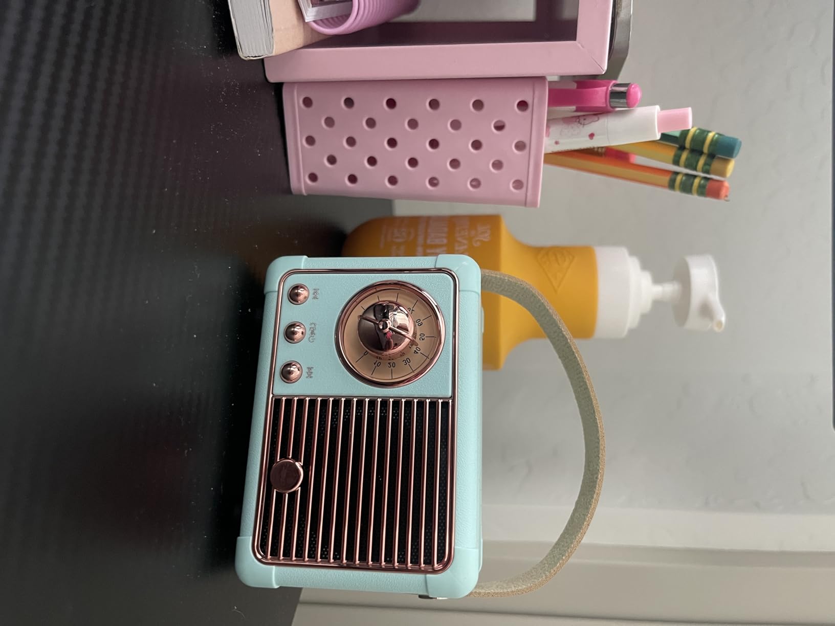Retro Bluetooth Speaker, Portable Wireless Speaker with Crystal Clear Stereo Sound, Retro Decor for Bedroom Office Kitchen, Birthday Gifts Ideas for Women Men Teens (Green) customer photo 1