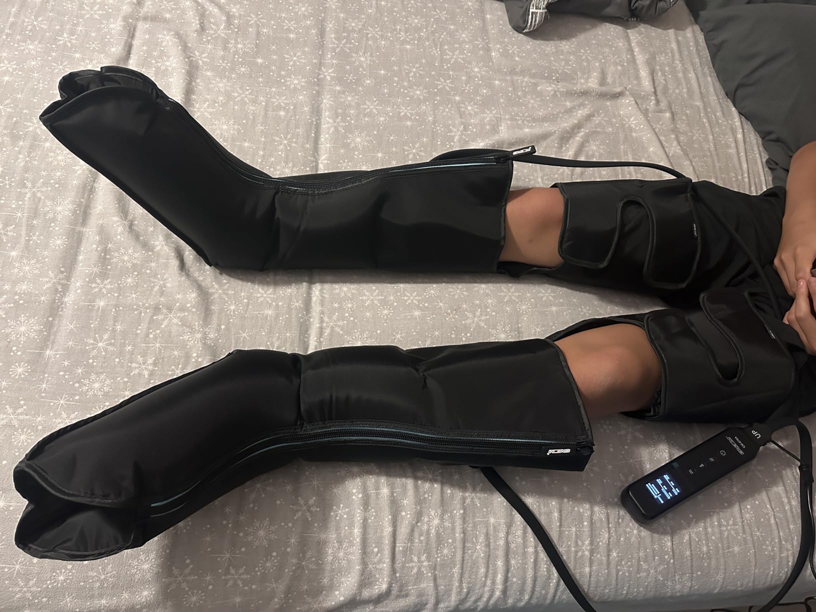 CINCOM Leg Massager with Heat and Compression, Air Compression Boots for Leg Calf & Foot Recovery, Edema Relief customer photo 2