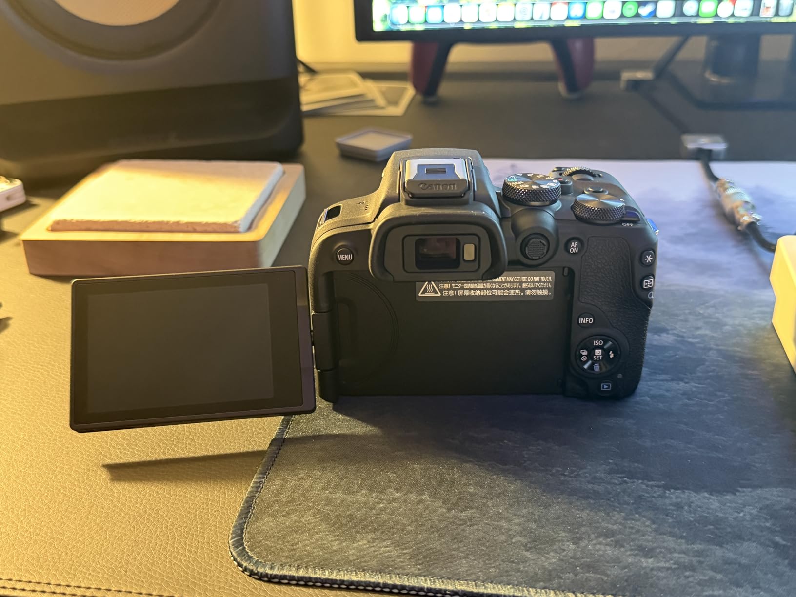 Canon EOS R10 Mirrorless Camera with RF-S 18-45mm Lens Kit customer photo 1