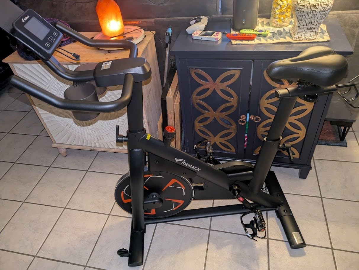 Merach Exercise Bike, Magnetic Stationary Bike with 15.6 inch HD Screen, Low Noise Indoor Cycling Bike with 300lbs Weight Capacity customer photo 2