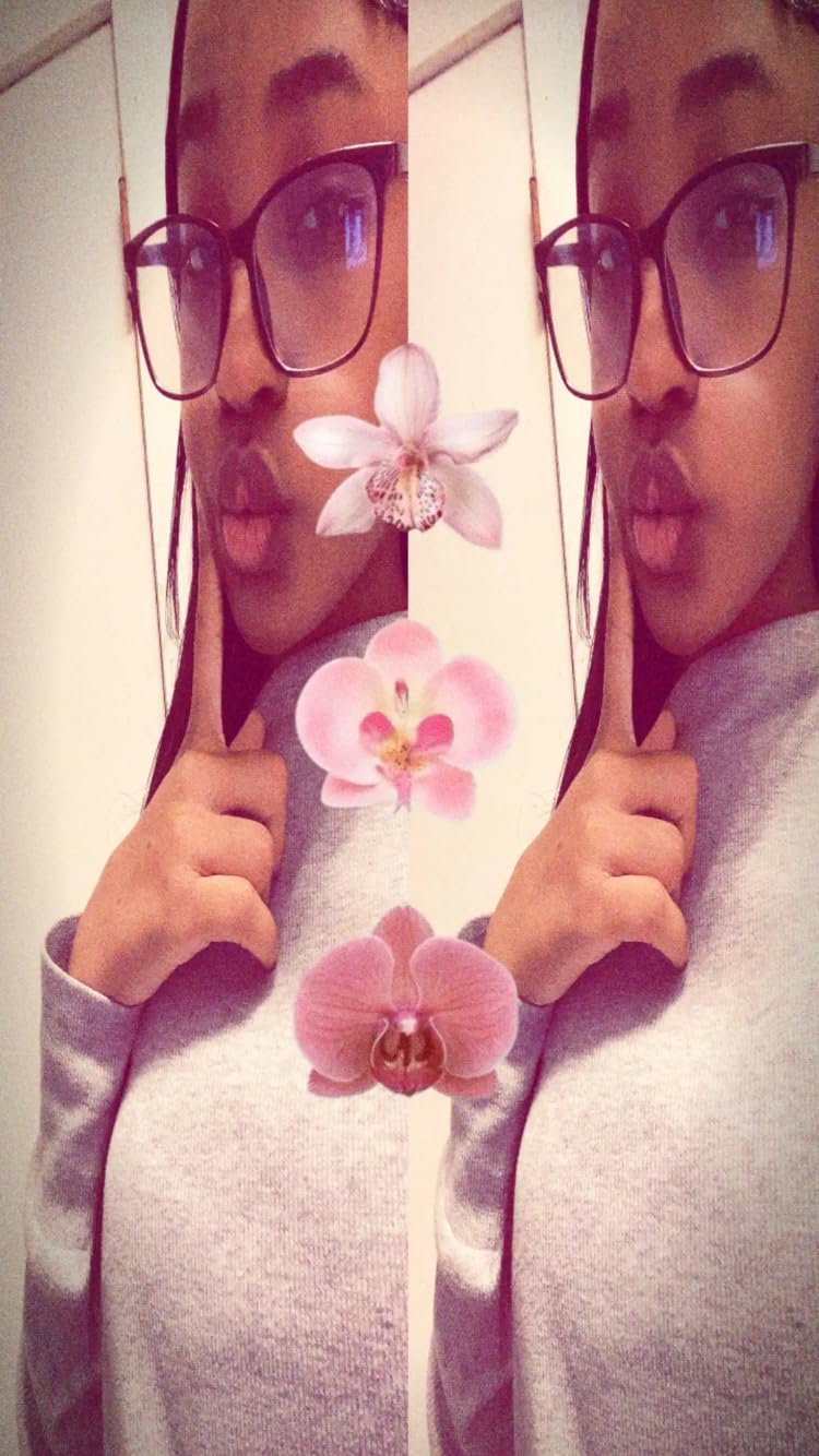 Oilway Blue-Light Blocking Glasses Computer Reading/Gaming/TV/Phones Glasses Fashion Anti Eyestrain Glasses for Women Men customer photo 1