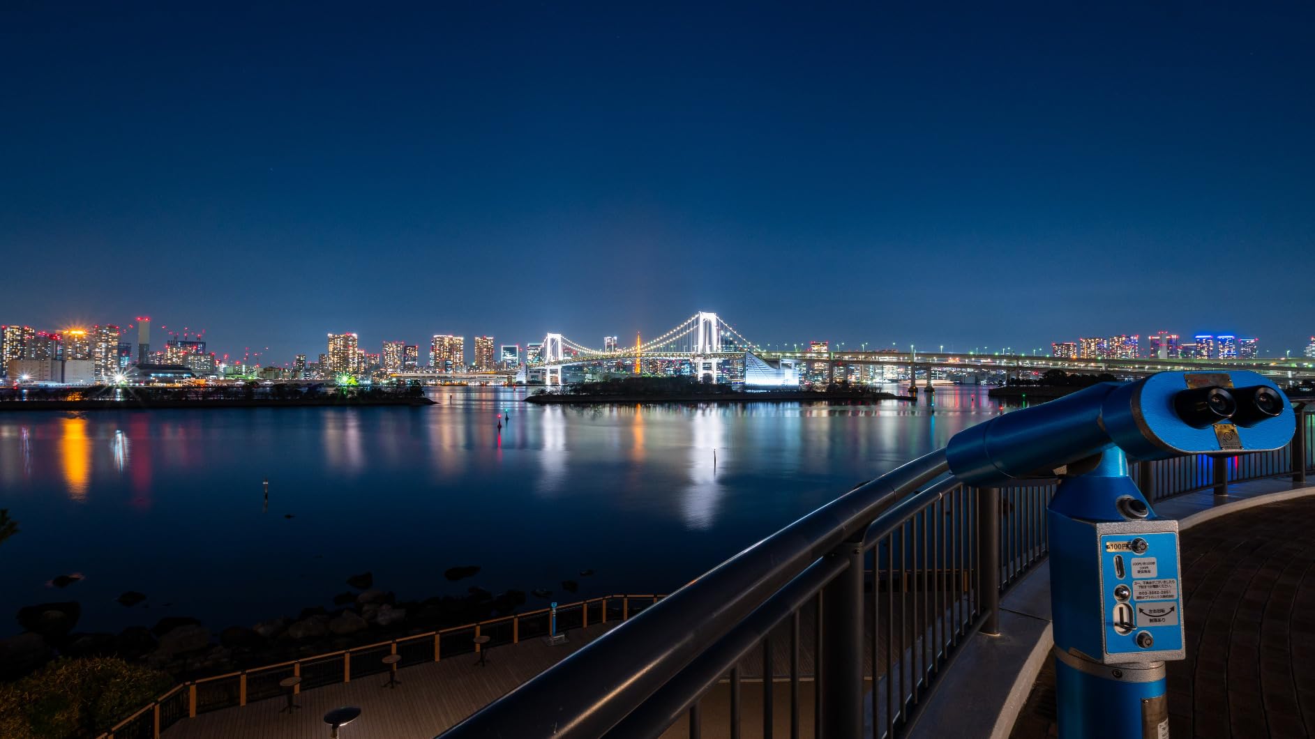 Sony E 11mm F1.8 APS-C Ultra-Wide-Angle Prime Lens customer photo 2