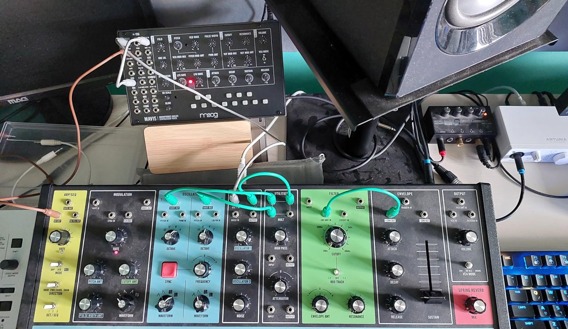 MOOG Mavis - Standalone Semi-Modular Analog Synthesizer Kit with Keyboard; Analog Oscillator, Filter, Envelope Generator; Wavefolder customer photo 1