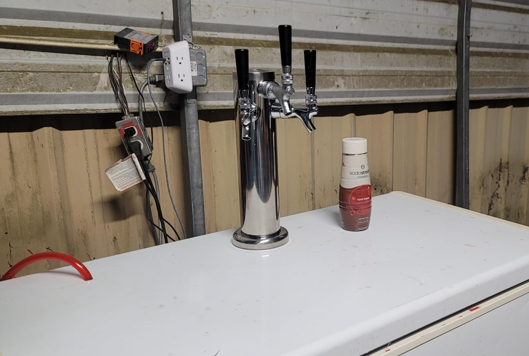 Triple Tap Draft Beer Tower, Stainless Steel 3'' Flange Brewing Tower Stainless Core Keg Tap Dispenser Self-Closing Faucet Spring 1/4'' Barb Fitting Kit for Kegerator Countertop Installation customer photo 1