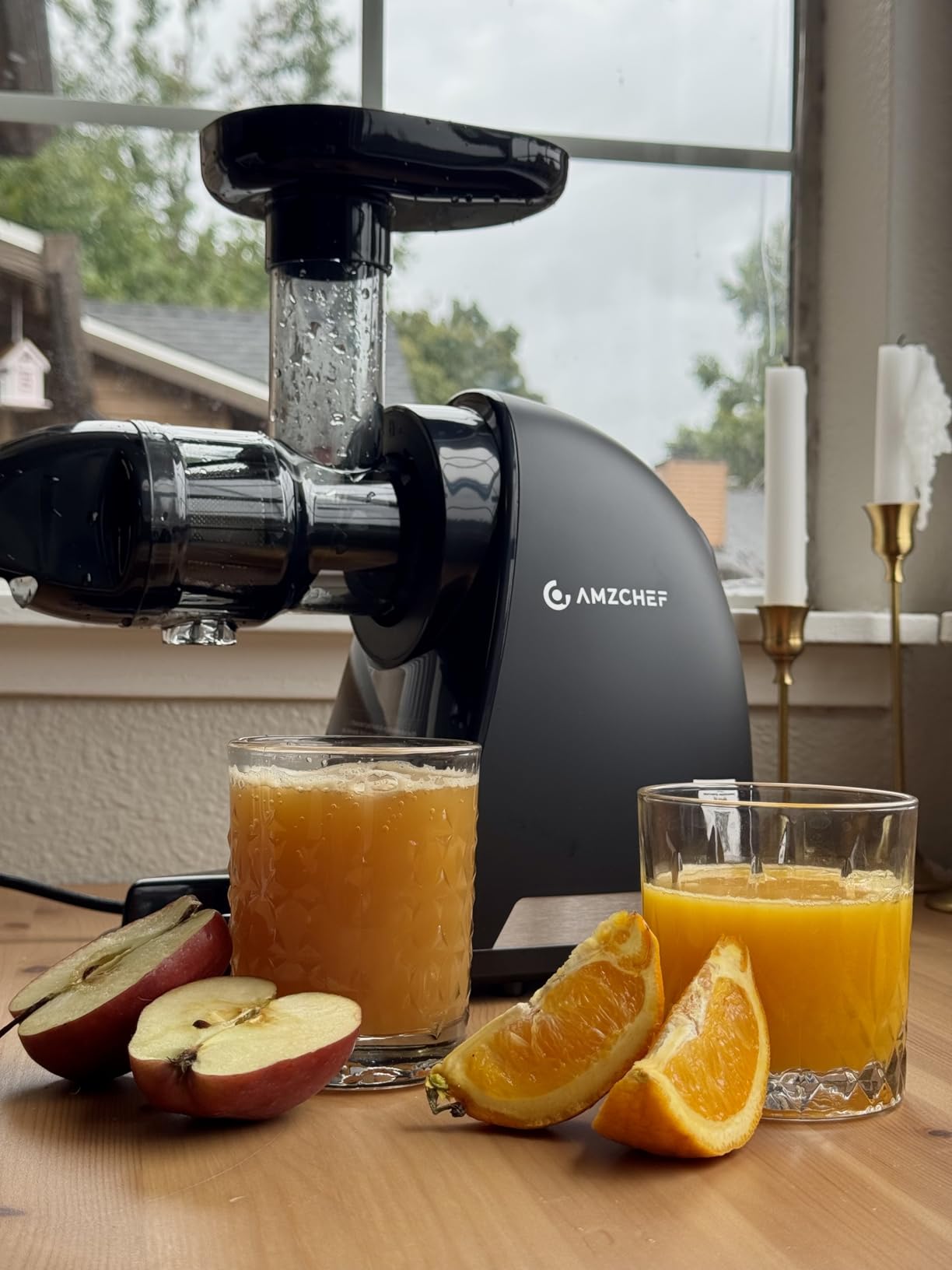 AMZCHEF Cold Press Juicer Machines, Slow Masticating Juicer with Reverse Function, High Juice Yield, Easy Clean with Brush, Recipes for High Nutrient Fruits and Vegetables, Black(Updated) customer photo 1