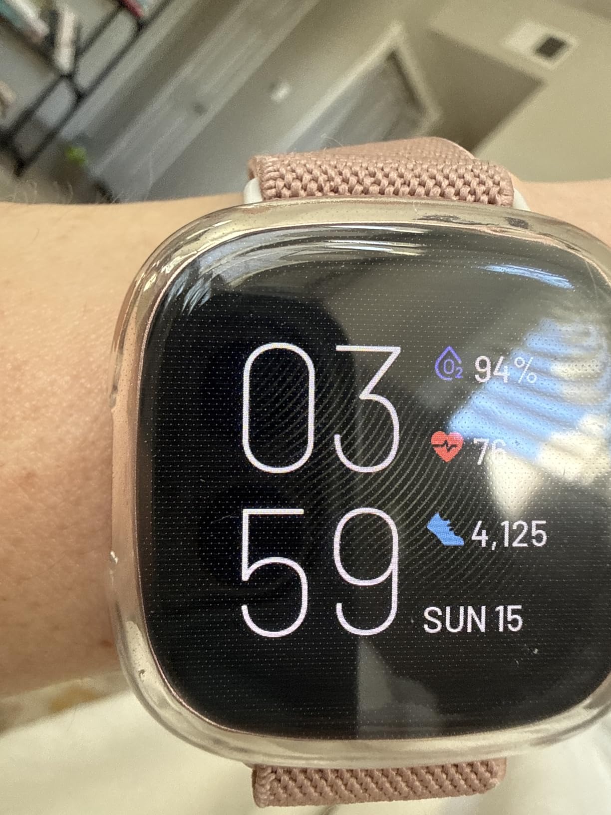 Fitbit Versa 4 Fitness Smartwatch with Daily Readiness, GPS, 24/7 Heart Rate, 40+ Exercise Modes, Sleep Tracking and more, Pink Sand/Copper Rose, One Size (S & L Bands Included) customer photo 2