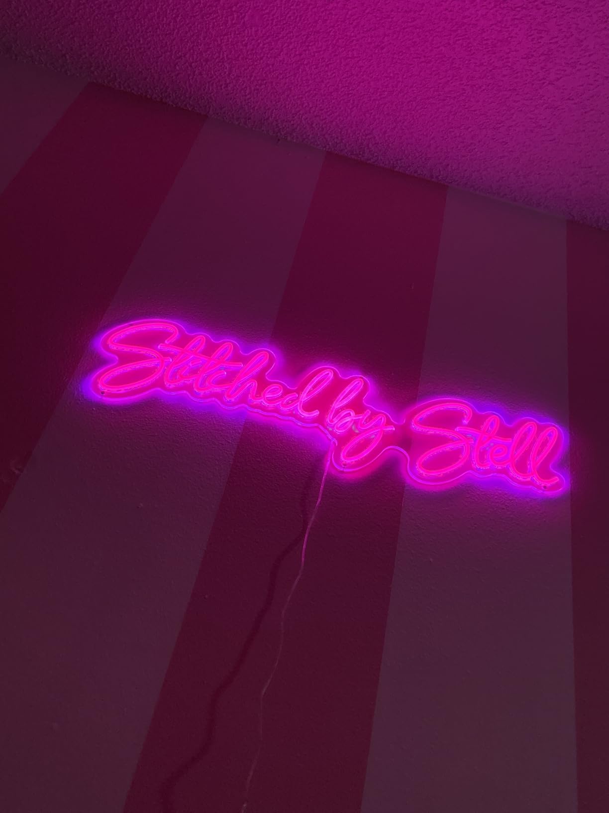 Custom Neon Sign - Personalized LED Wall Decor for Bedroom, Birthday Gift, Wedding, Party, Bar, Salon Decoration customer photo 1