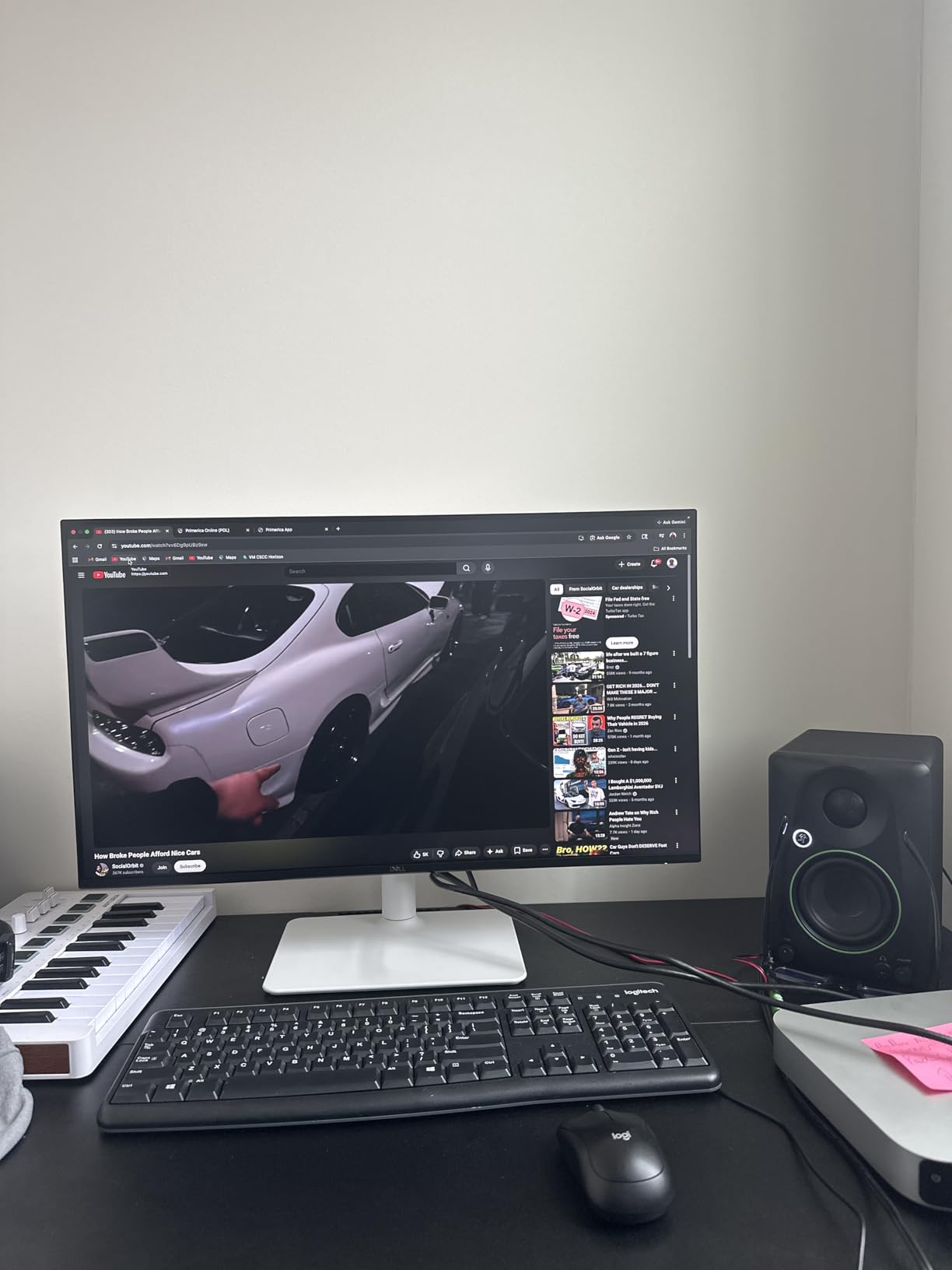 Dell S2725HS 27 Inch Monitor, FHD (1920x1080) Display, 100Hz Refresh Rate, TÜV Rheinland Eye Comfort 4 Star, Integrated 2x5W Speaker, Height/Tilt/Swivel/Pivot customer photo 1