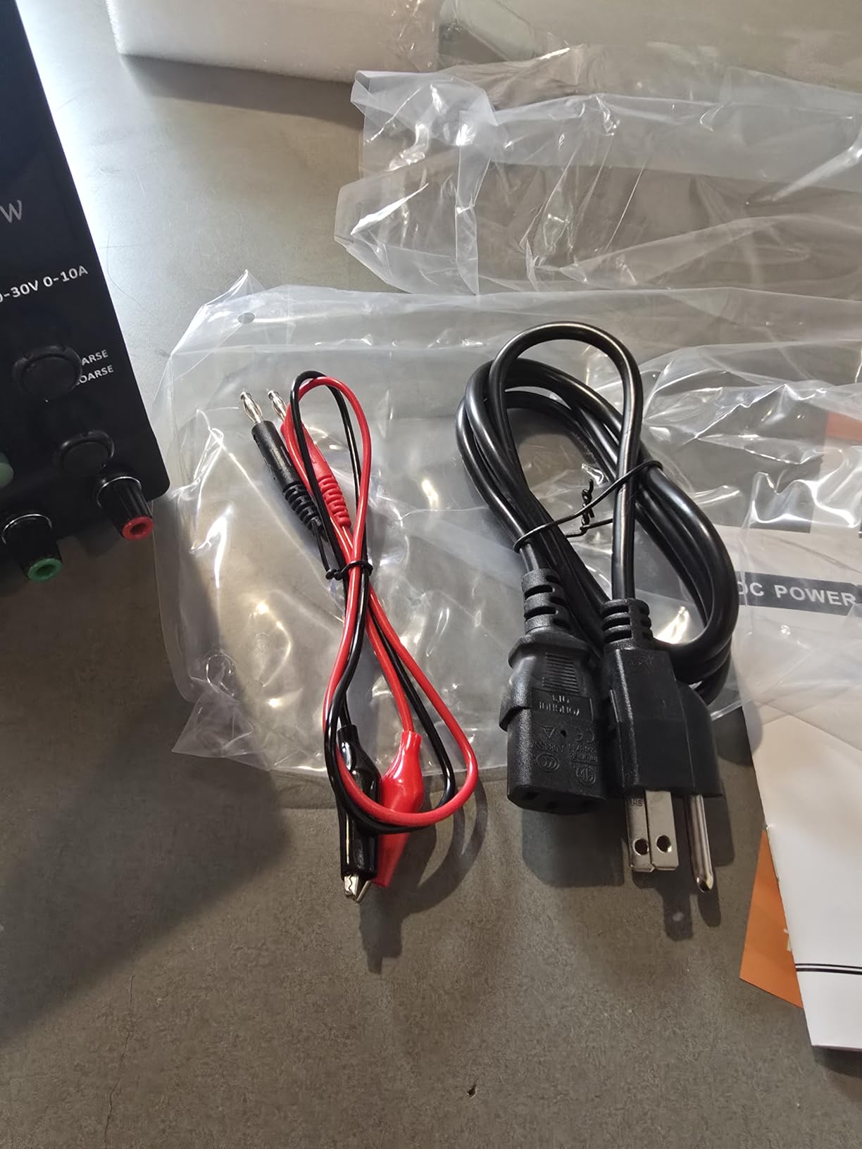 DC Power Supply Variable, 0-60V 0-5A Adjustable Switching DC Regulated Bench Power Supply with High Precision 4-Digit LED Display, 5V/2A USB Port, Coarse and Fine Adjustment SPS-6005 customer photo 2