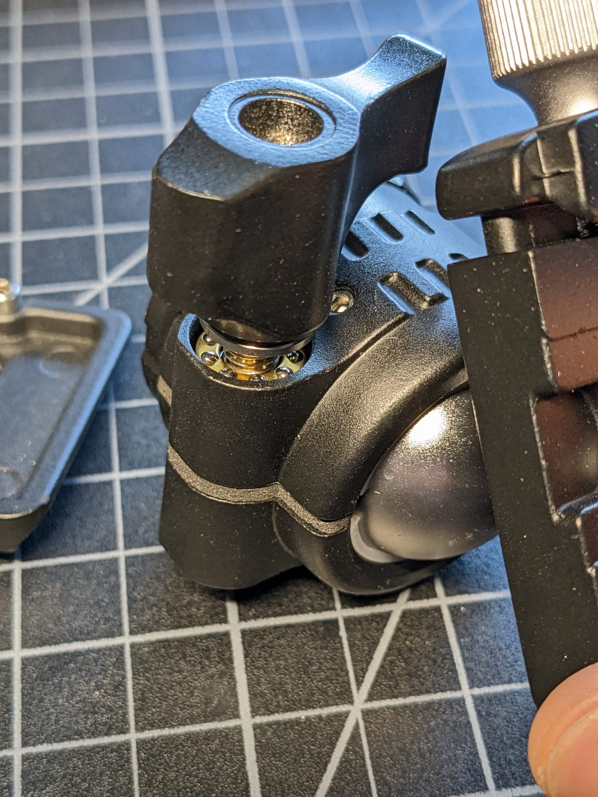 NEEWER Low Profile Camera Tripod Ball Head, 36mm Metal Panorama Ball Head Compatible with Arca 1/4