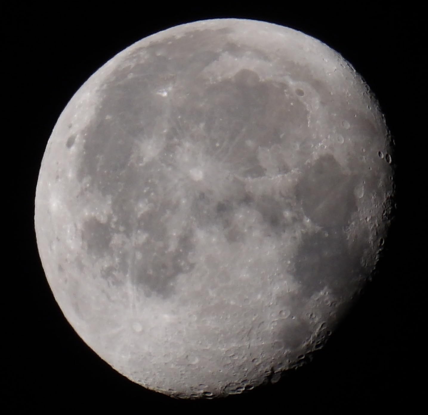 Kodak PIXPRO Astro Zoom AZ528-BK 16 MP Digital Camera with 52x Optical Zoom 24mm Wide Angle Lens 6 fps Burst Shooting 1080P Full HD Video Wi-Fi Connectivity customer photo 2