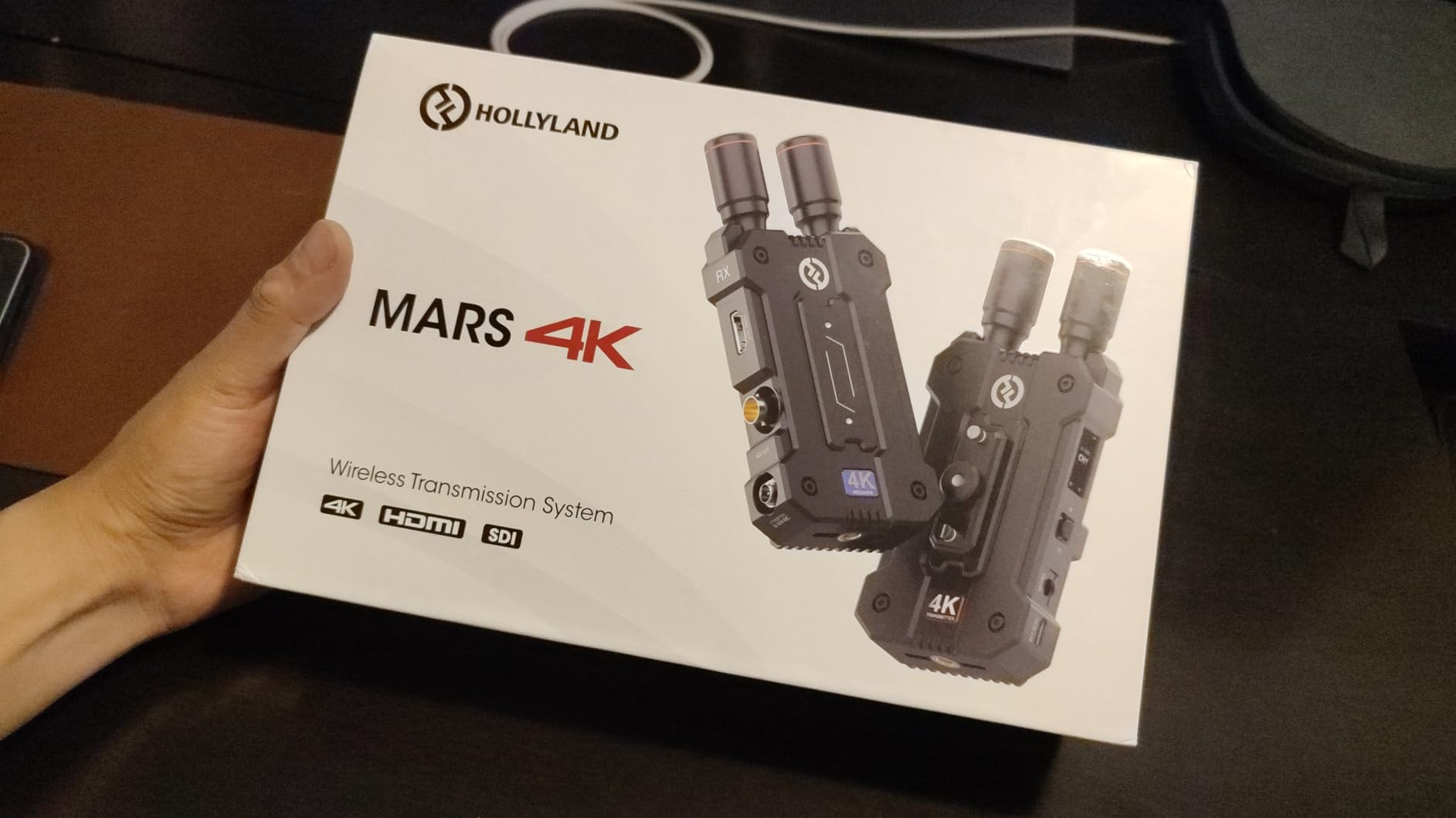 Hollyland Mars 4K Wireless Transmitter Receiver 5G SDI HDMI Video Transmission System, 4Kp30/1080p60, Support 23.98/29.97/59.94 FPS SDI Out, 450FT Los Range 66ms Latency, 4 App Monitoring (1TX+1RX) customer photo 2