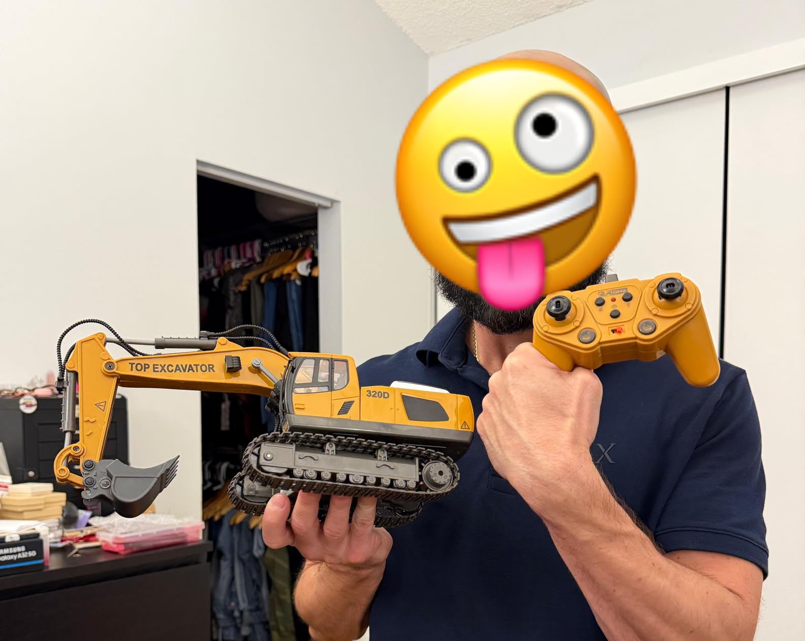 Remote Control Excavator Toy for Boys | 11-Channel Metal Construction Truck with Lights, 2x1200mAh Batteries, 120-Min Playtime | RC Excavator Toys for Kids Ages 3-12, STEM Gift for Birthday customer photo 1