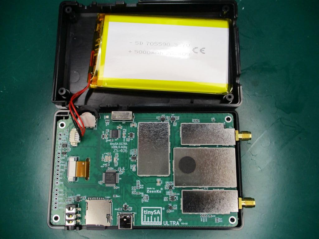 SeeSii TinySA Ultra+ ZS406 Spectrum Analyzer, 4.0 Inch 100kHz to 5.4GHz Handheld Tiny Frequency Analyzer with 32Gb Card, 2-in-1 Signal Generator MF/HF/VHF UHF Input, V0.4.6.1, 2025 Upgraded customer photo 2