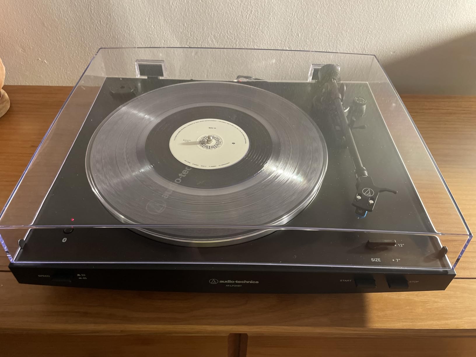 Audio Technica AT-LP3XBT-WH Bluetooth Turntable Belt Drive Fully Automatic 33/45 (White) customer photo 2