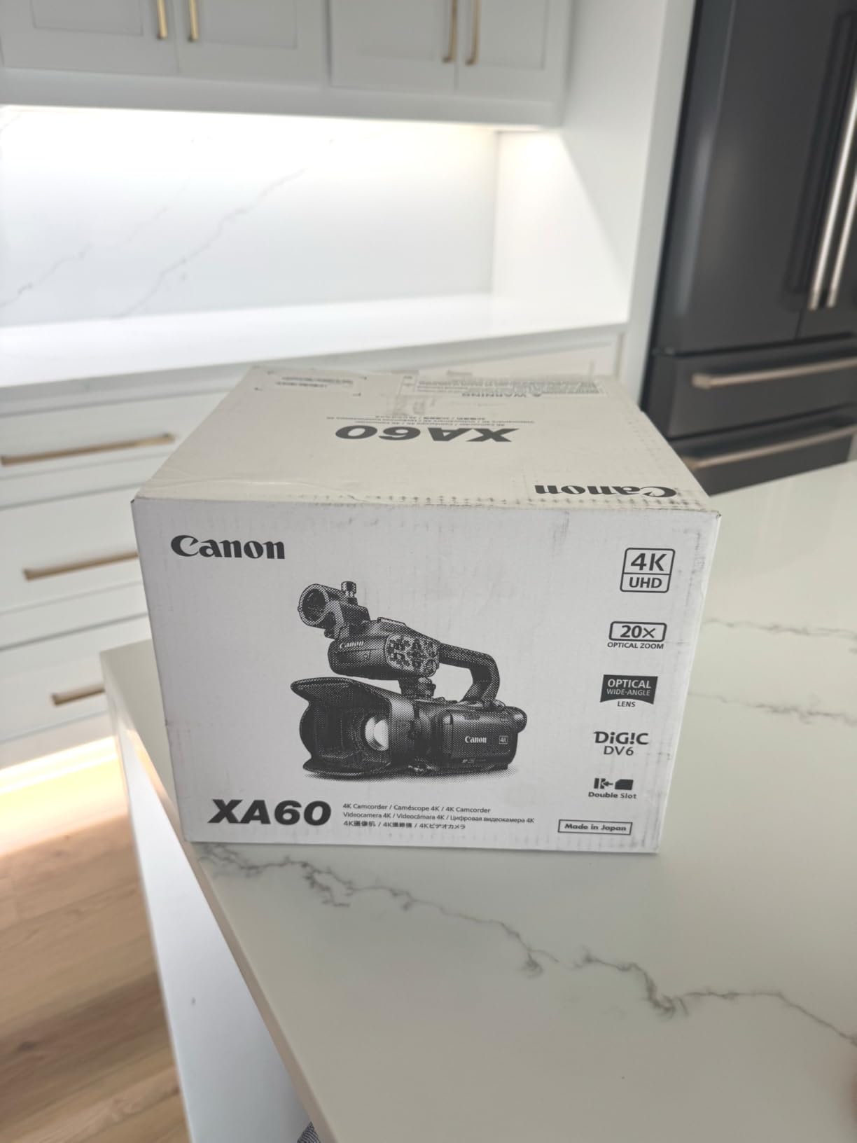 Canon XA60 Professional UHD 4K Camcorder with LCD Touchscreen and 20x Optical Zoom Lens (Black) customer photo 1