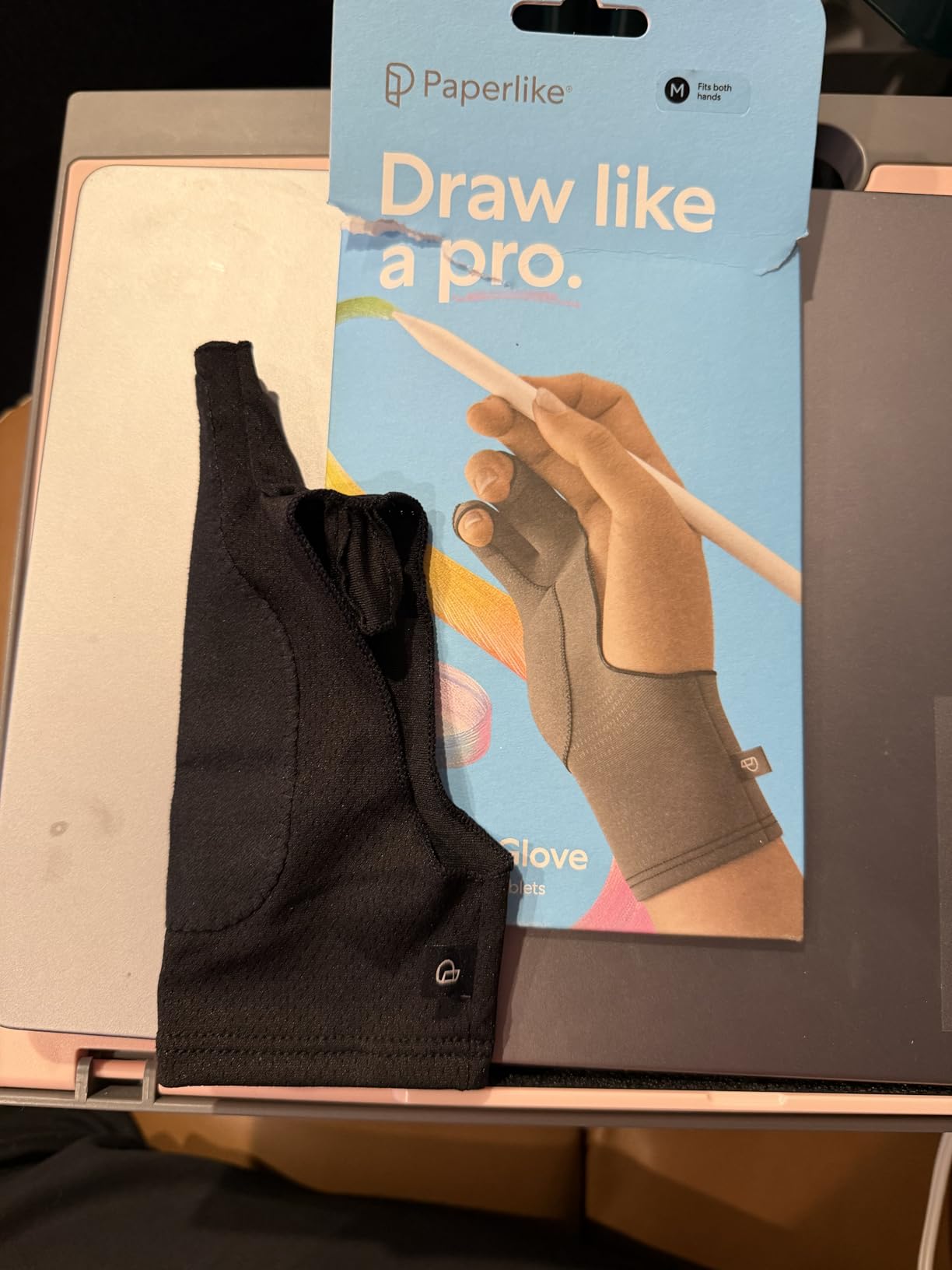 Paperlike Drawing Glove for iPad - Artist Glove for Drawing on Tablets (Right and Left Hand; 3 Sizes: S, M, L) customer photo 1