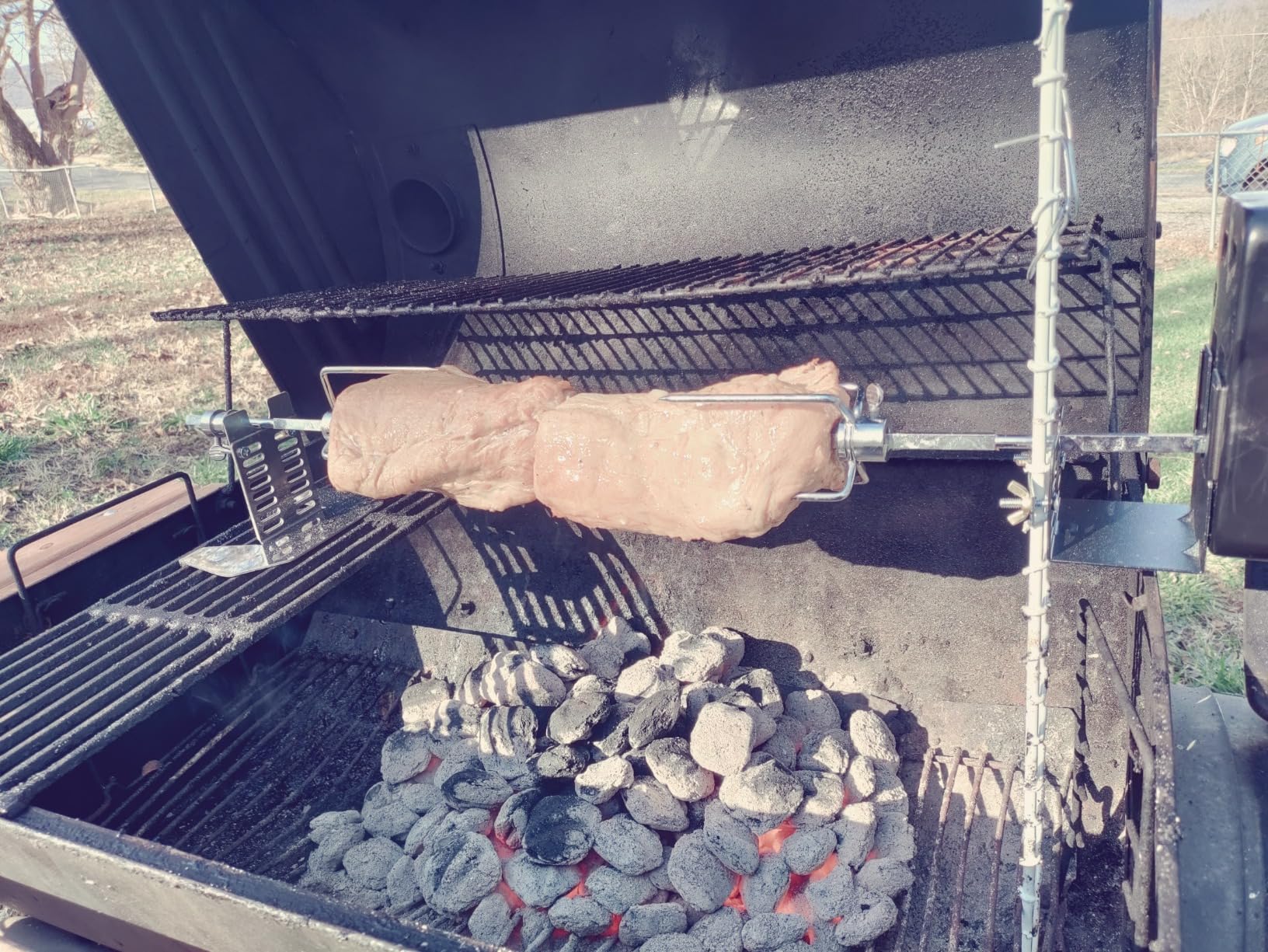 only fire Universal BBQ Grill Rotisserie Kit for Most Gas Grills, Include 110V 4W Electric Motor, 4-Prong Meat Forks and 28