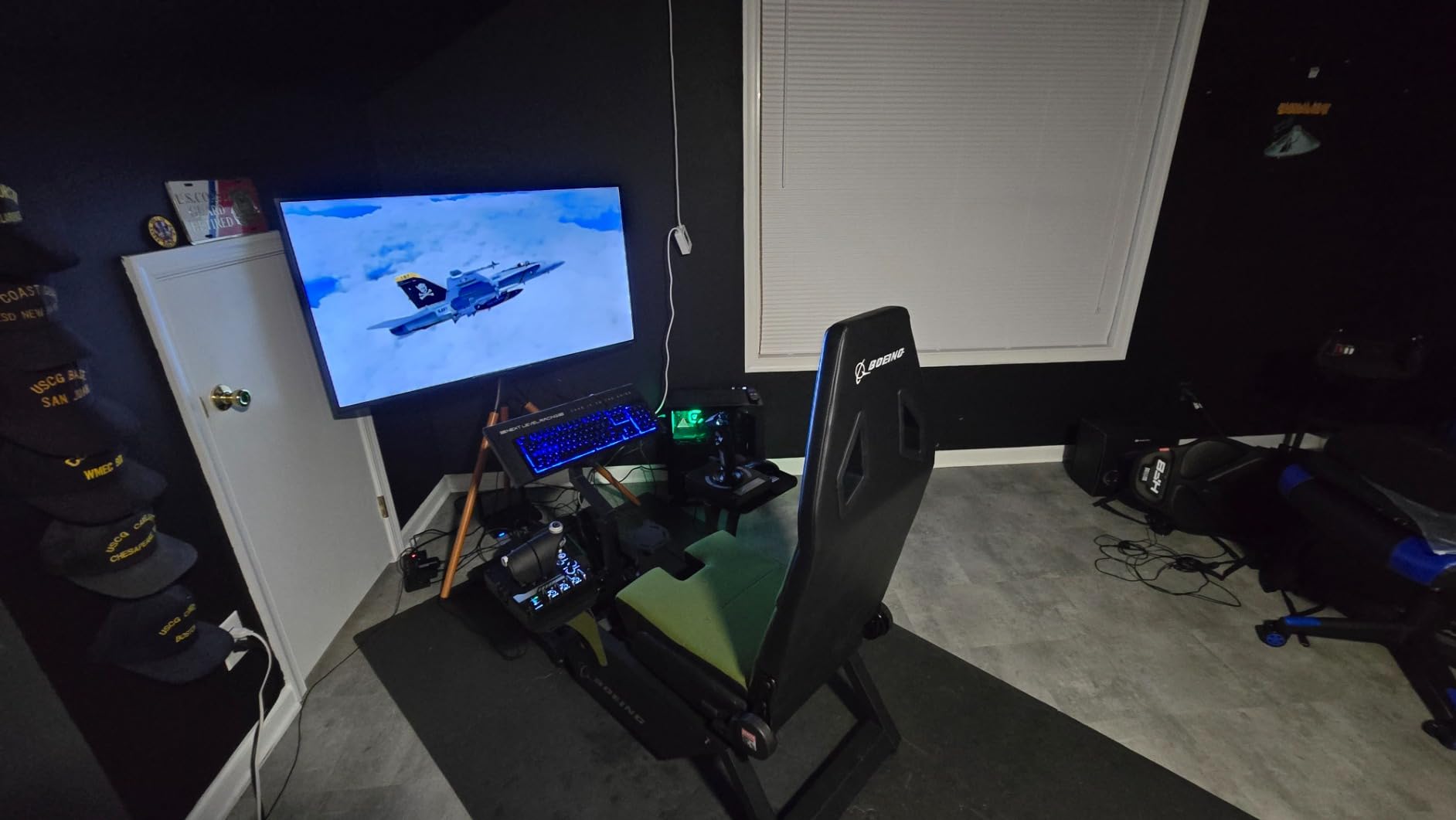 Next Level Racing Flight Simulator Cockpit: Boeing Commercial Edition (NLR-S027) customer photo 1