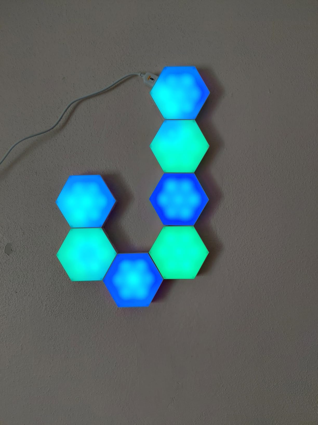 OJQ 8 Pack Hexagon Lights Wall RGB Panel - Hexagonal Led Lights Room Decor Wall Lights Gifts for Men/Women Honeycomb Shape Panels Hexagon Gaming Led Lights for Bedroom Children customer photo 2