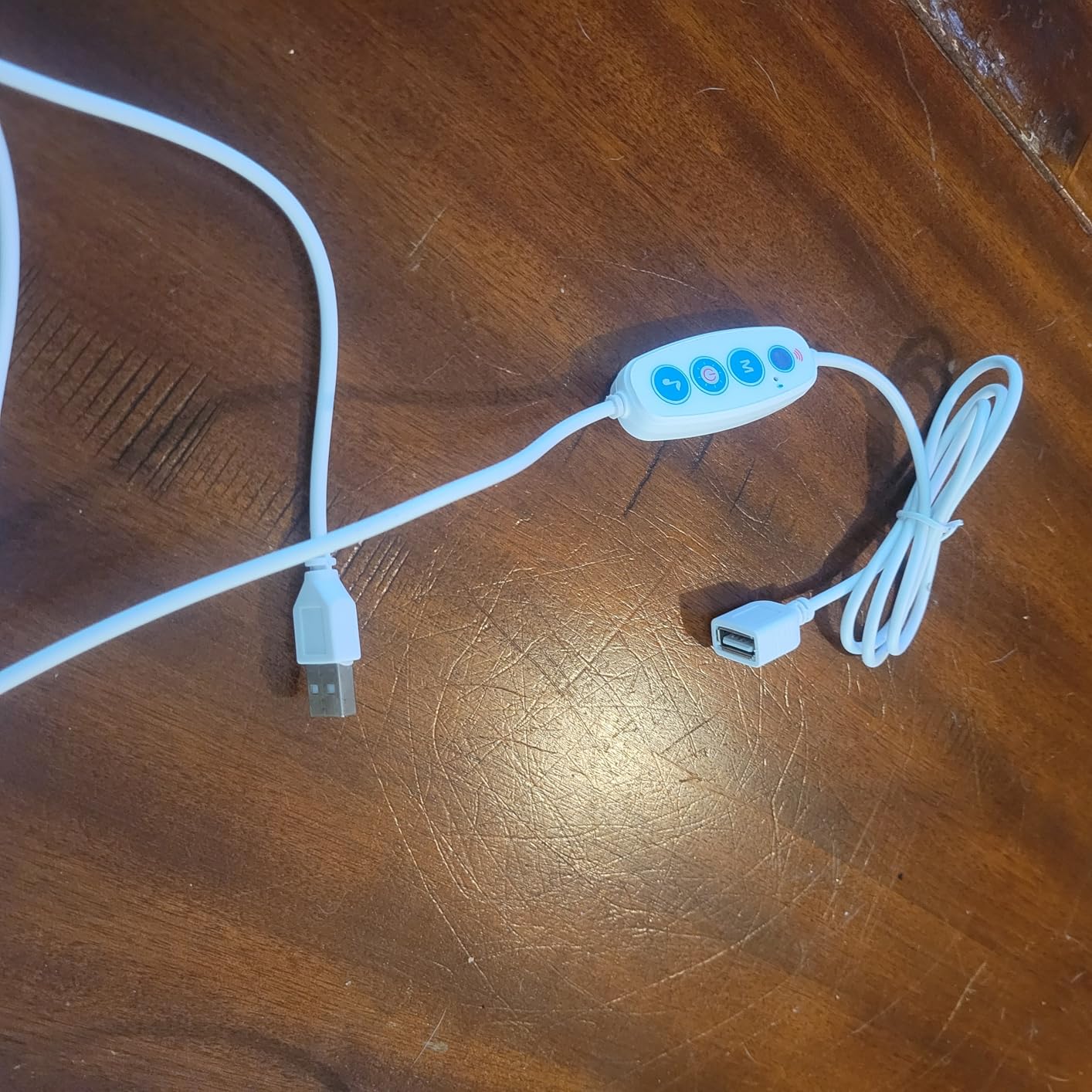 Hexagon LED Light Panels 8 Pack - RGB Wall Decor Lights with Music Sync, App & Remote - Modular Home & Christmas Decor for Bedroom, Living Room, and Room Decor customer photo 1