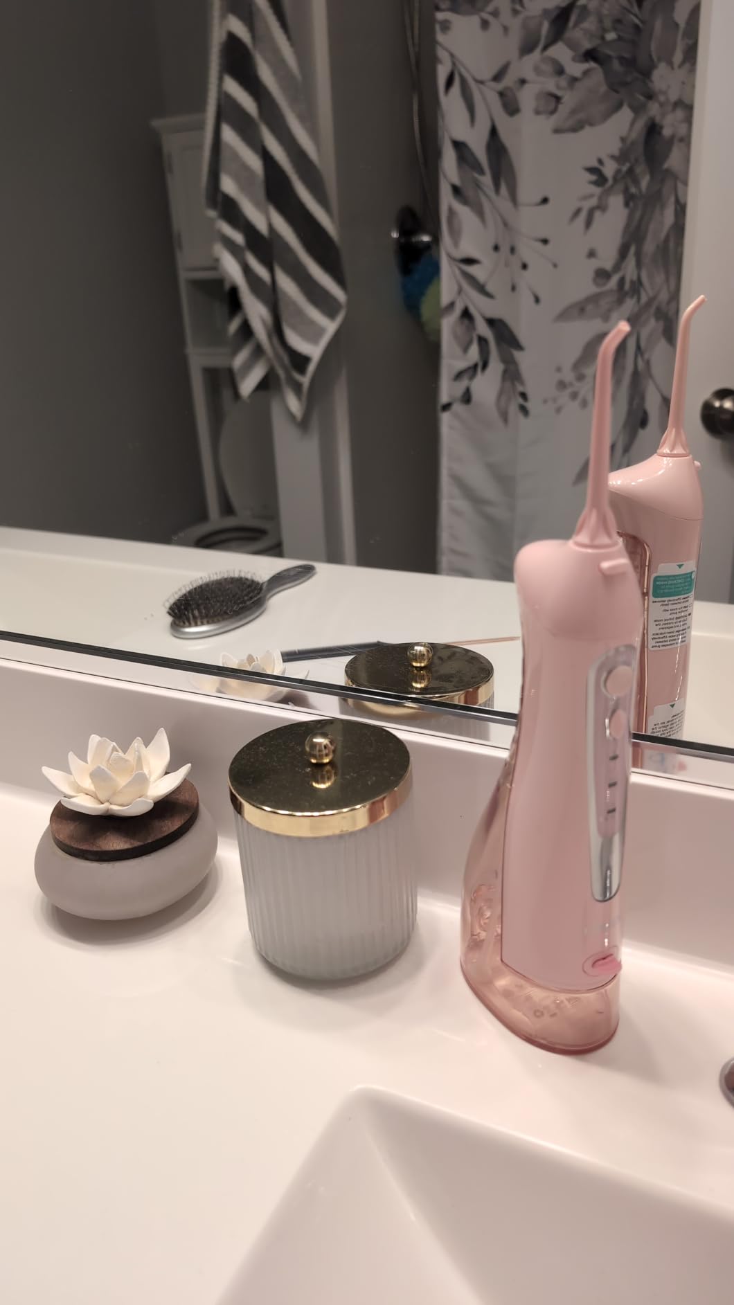 COSLUS Water Dental Flosser Teeth Pick C20(F5020E): Portable Cordless Oral Irrigator 300ML Rechargeable Travel Irrigation Cleaner IPX7 Waterproof Electric Flossing Machine for Teeth Cleaning customer photo 1