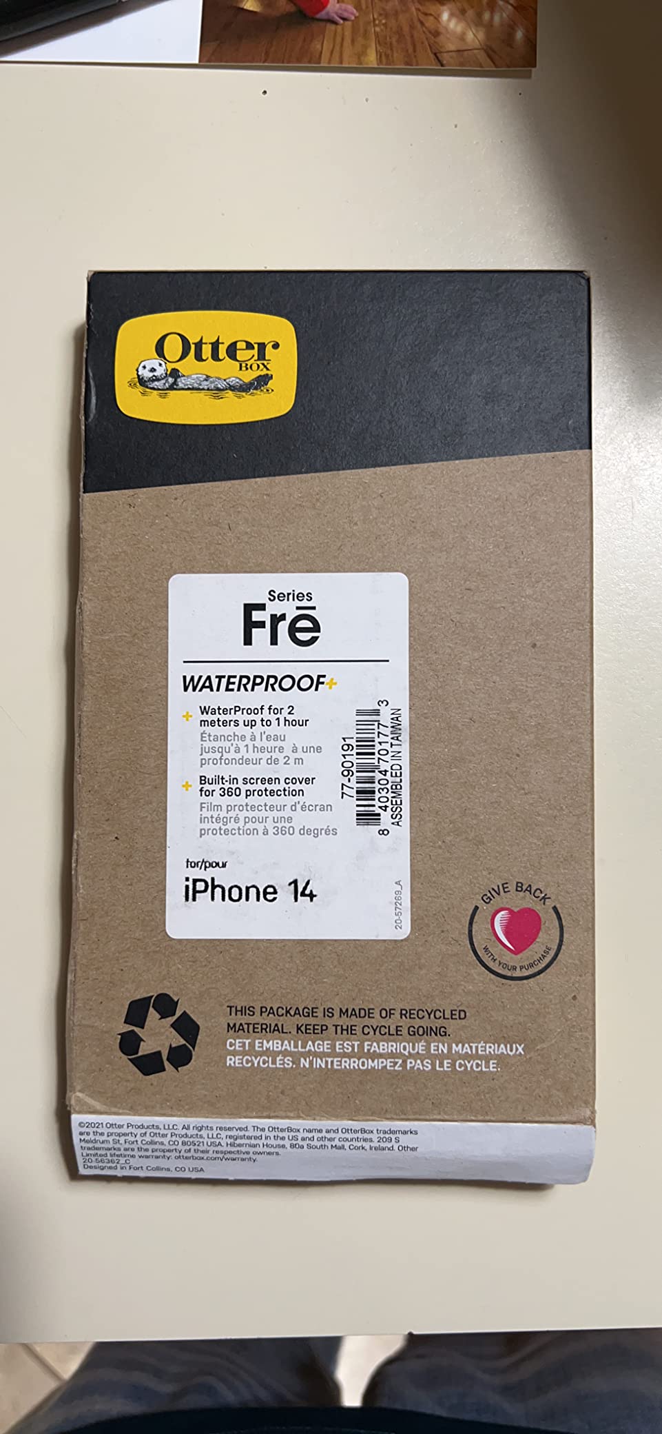 OtterBox FRĒ Series Waterproof Case with MagSafe (Designed by LifeProof) for iPhone 14 - Black customer photo 2