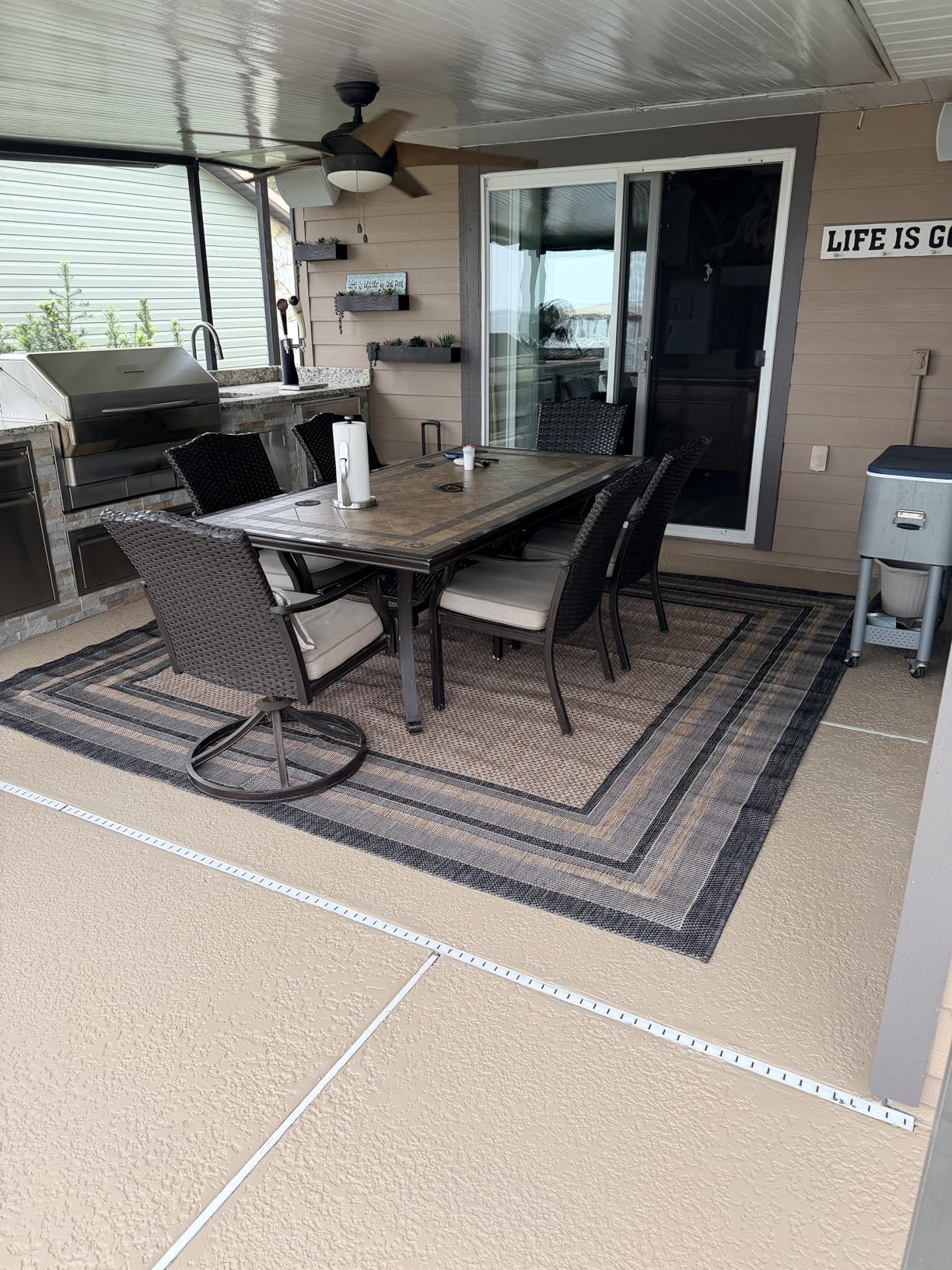 SAFAVIEH Washable Rug Outdoor Courtyard Collection - 10' x 14', Natural & Black, Non-Shedding & Easy Cleaning, Ideal for Patio, Backyard, Mudroom (CY8475-37312) customer photo 1