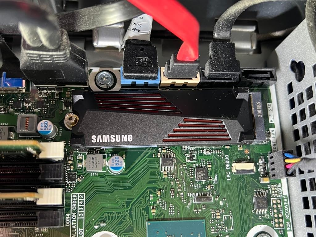 SAMSUNG 990 PRO w/ Heatsink SSD 2TB, PCIe Gen4 M.2 2280 Internal Solid State Hard Drive, Seq. Read Speeds Up To 7,450MB/s for High End Computing, Workstations, Compatible w/ PlayStation 5, MZ-V9P2T0CW customer photo 2