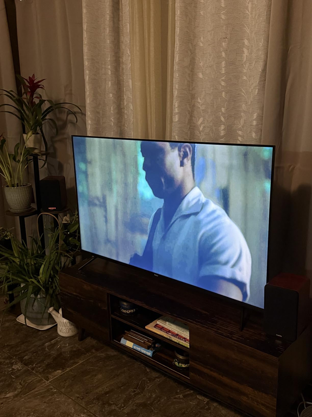 Saiyin Bluetooth Bookshelf Speakers, 40W X 2 Powered TV Speakers with 4 Inch Woofer, Turntable Speakers with Optical/AUX Input/Subwoofer Line Out for PC and TVs customer photo 1