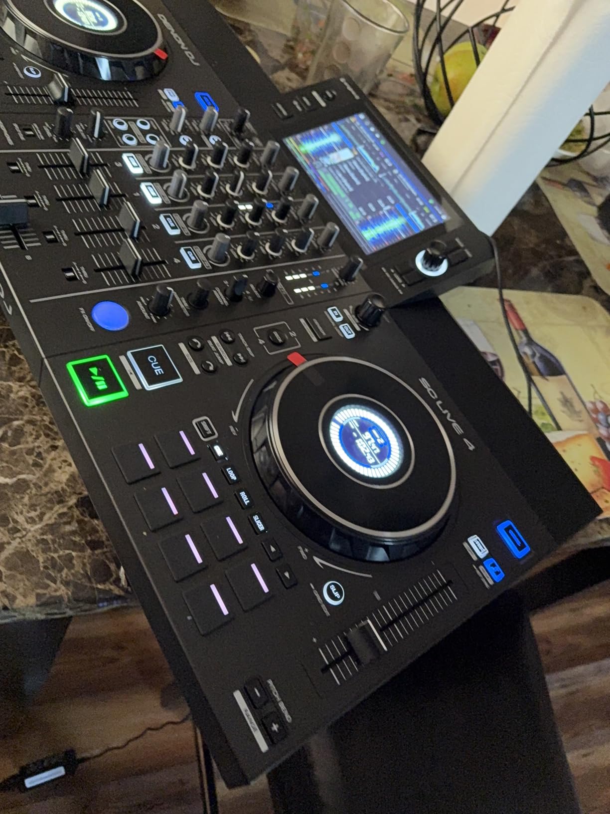 Denon DJ SC LIVE 4 Standalone DJ Controller with Stem Separation on 4-Decks, Wi-Fi Streaming, Build-in Speakers, Serato DJ and Virtual DJ Compatible customer photo 6