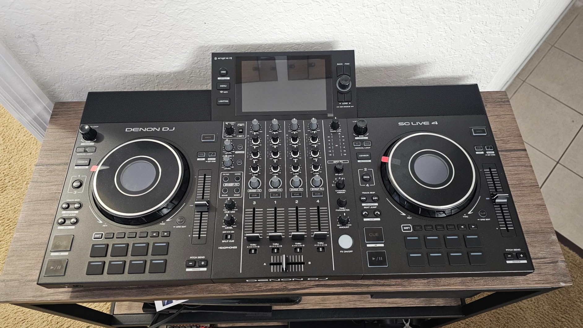 Denon DJ SC LIVE 4 Standalone DJ Controller with Stem Separation on 4-Decks, Wi-Fi Streaming, Build-in Speakers, Serato DJ and Virtual DJ Compatible customer photo 9