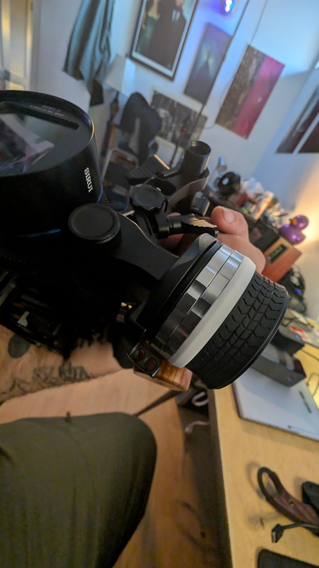 NEEWER Mini Follow Focus with A/B Stops, Lens Gear Ring, 15mm Rod & Rod Clamp for Cinema Camera, DSLR/Mirrorless Camera, Compatible with Lens Diameter Up to 114mm, PG001 (Silver) customer photo 2