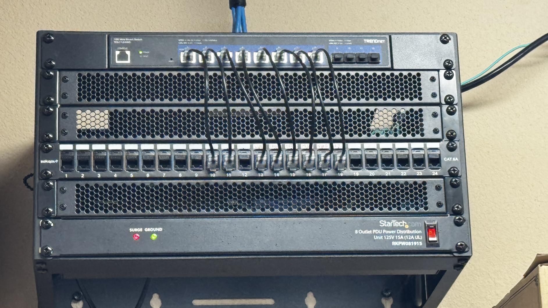 TRENDnet 12-Port 10G Web Smart Switch, TEG-7124WS, 8 x 10G RJ-45 Ports, 4 x SFP+ Slots, Ethernet Splitter, NDAA & TAA Compliant, Rack Mountable Housing, Lifetime Protection, Black customer photo 1