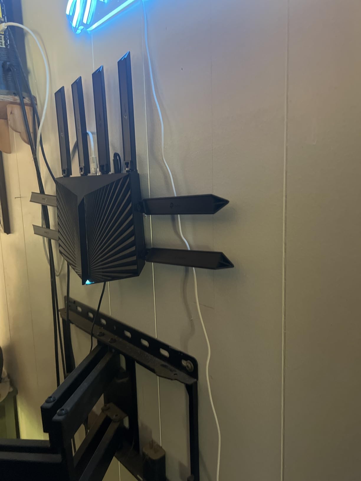 TP-Link AX6000 Wi-Fi 6 Router (Archer AX80) - Dual Band, 2.5 Gbps WAN/LAN Port, 8K Streaming, Long Range Coverage, OneMesh, WPA3, Beamforming customer photo 2