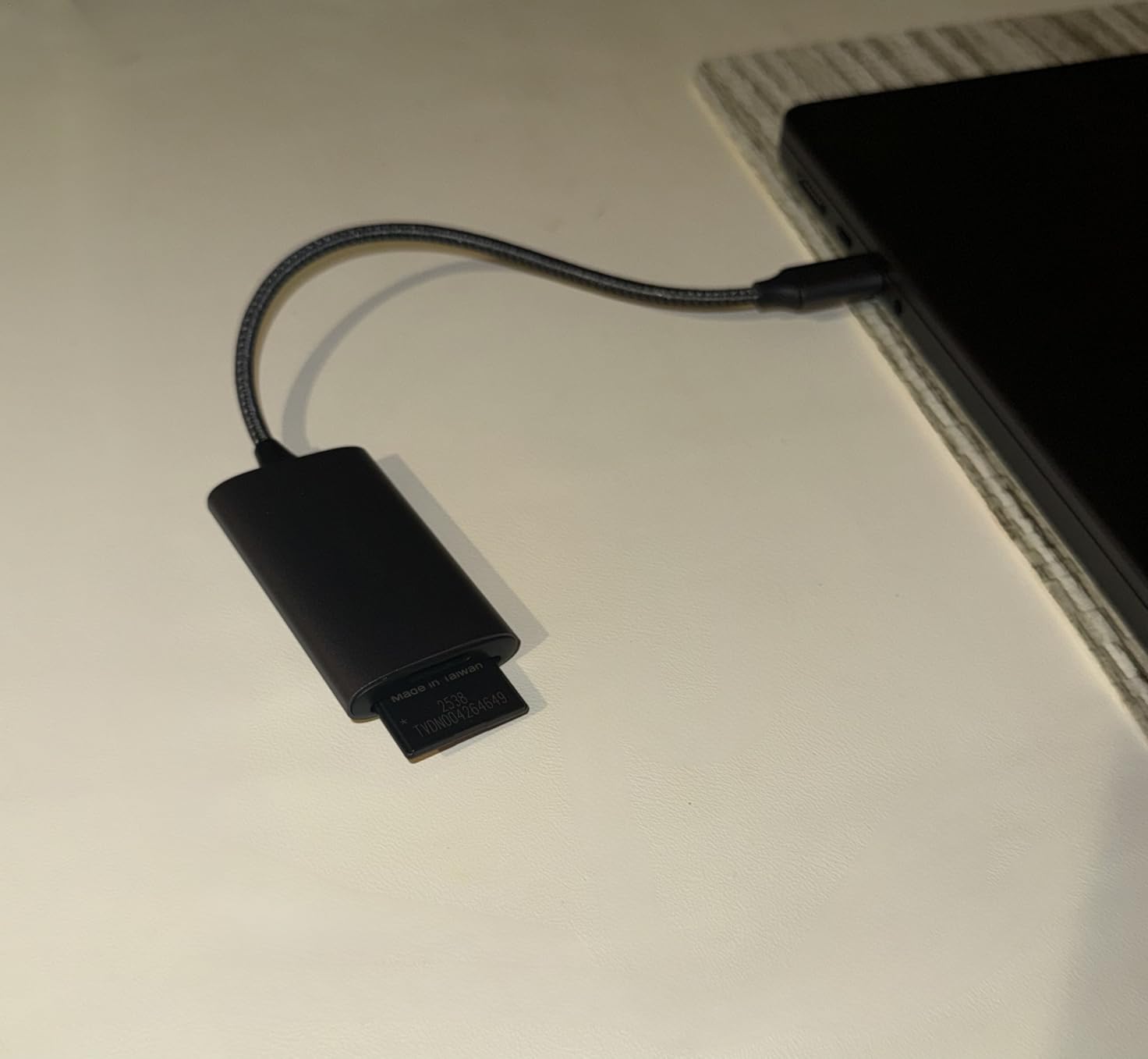 UGREEN USB C SD 4.0 Card Reader, UHS-II Micro SD Card Reader Memory Card Reader Fast for SD Micro SD SDXC SDHC UHS-II & UHS-I Cards for iPhone 16/15 Pro Max MacBook Laptop Tablet Smartphone Android customer photo 2