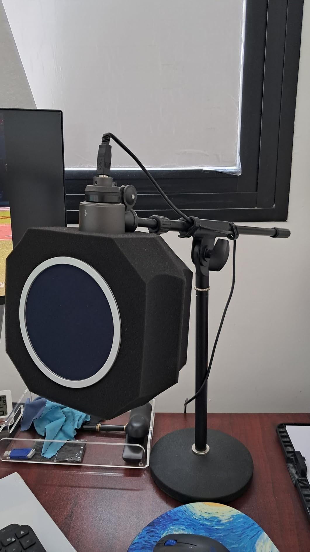 Professional Microphone Isolation Shield with Pop Filter, Reflection Filter for Recording Studios, Sound-absorbing Foam for Noise and Reflection Reduction customer photo 2