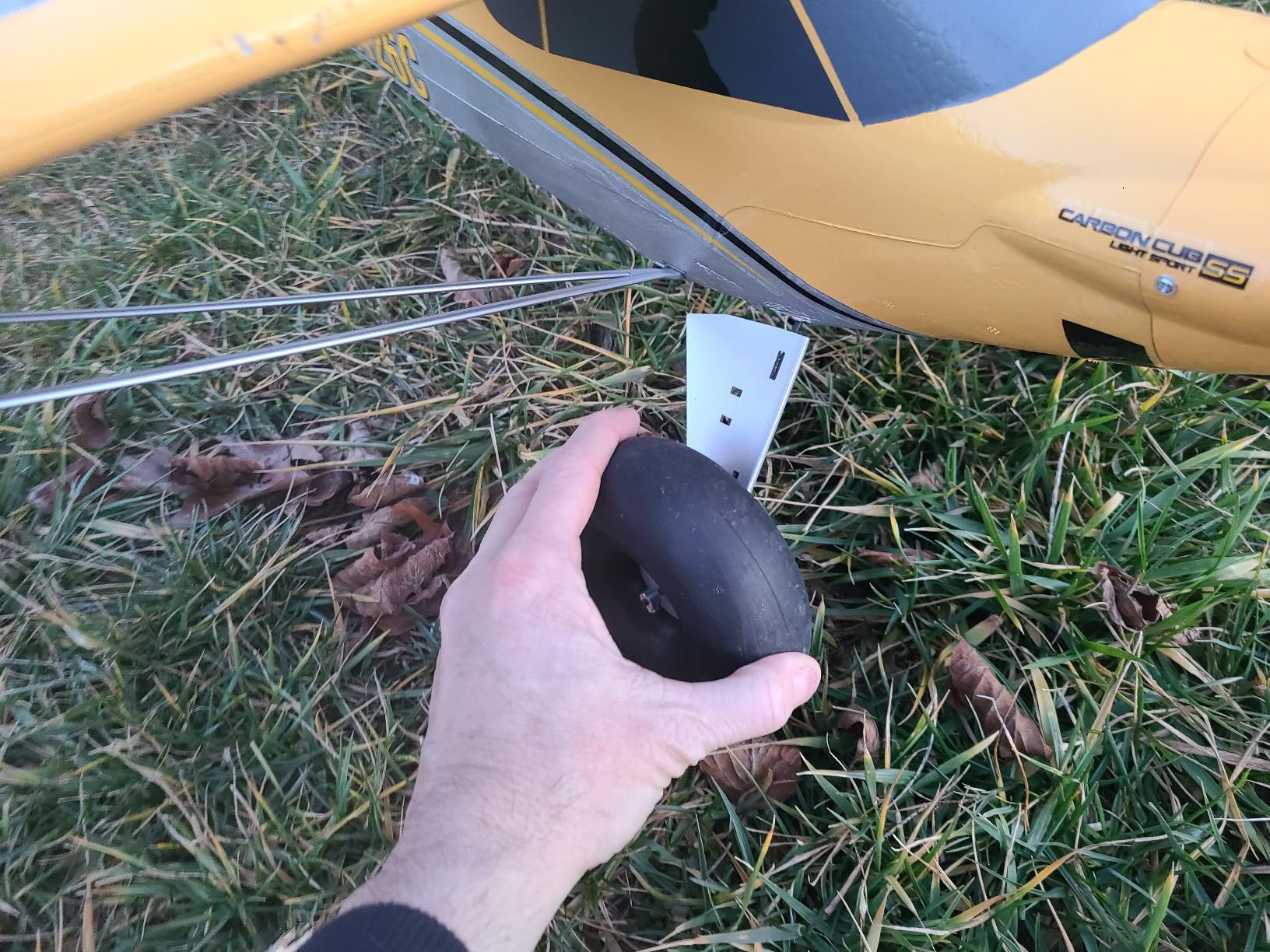 HobbyZone RC Airplane Carbon Cub S 2 1.3m RTF Basic (Battery and Charger Not Included), HBZ320001 customer photo 2