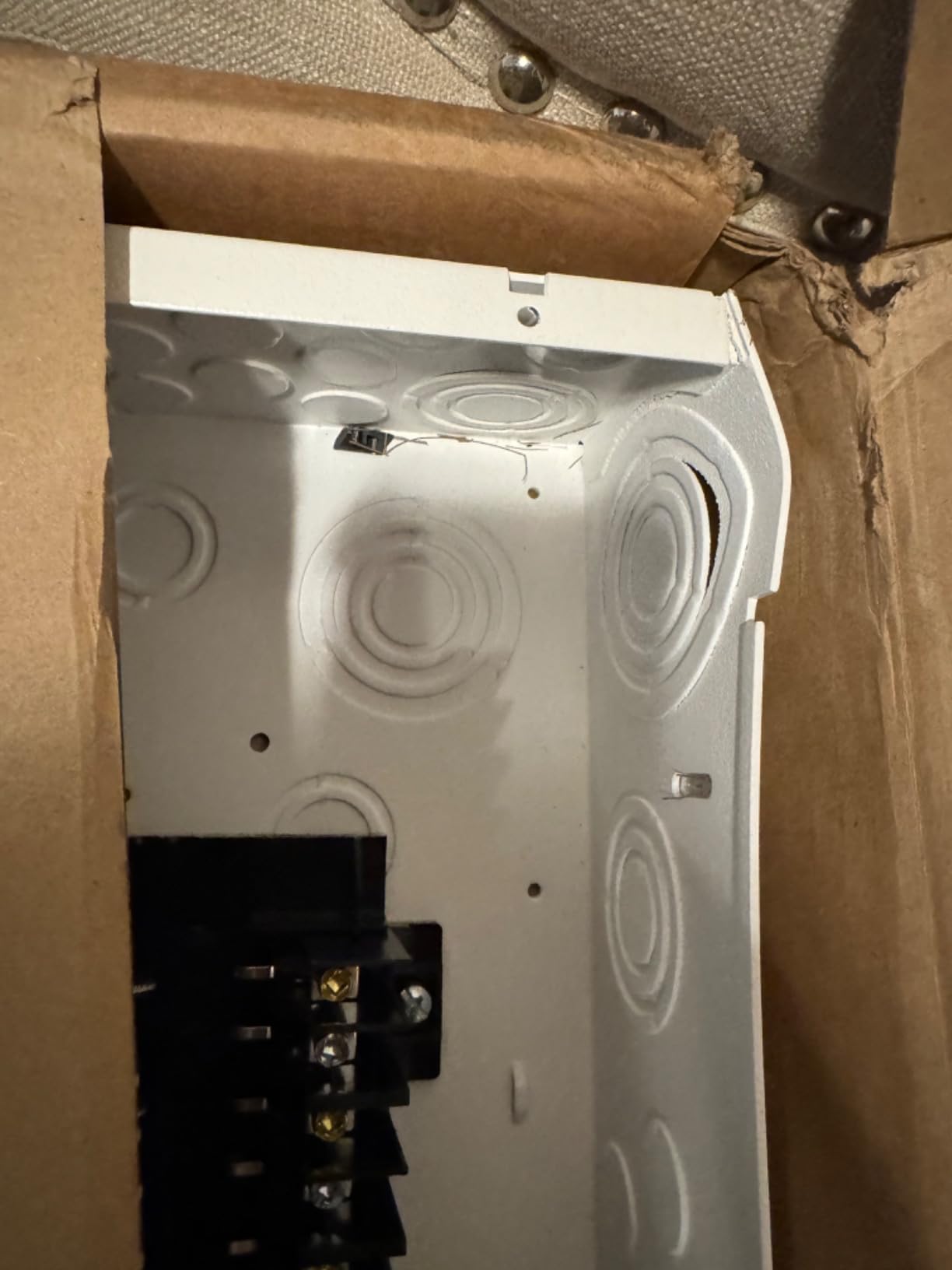 Leviton 42 Space, 42 Circuit Indoor Load Center with Main Lugs, LP422-LPD customer photo 1