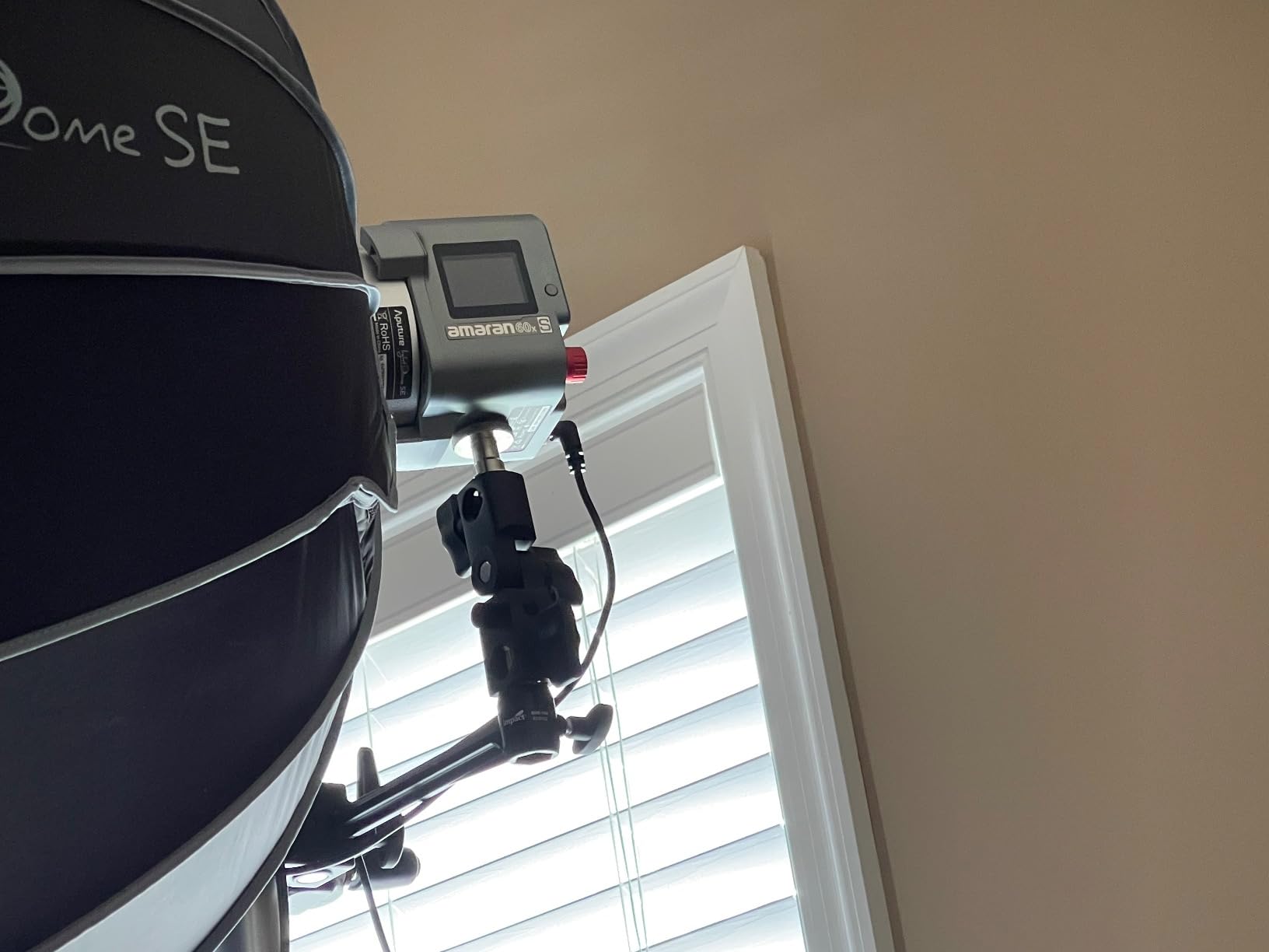 Aputure amaran COB 60xS Video Lighting amaran 60x Upgrade bi-Color Bowens Mount Point-Source LED Studio Light, SSI (D56) of 87, 33,300 lux @ 1m, App Control, 9 Lighting FX customer photo 2