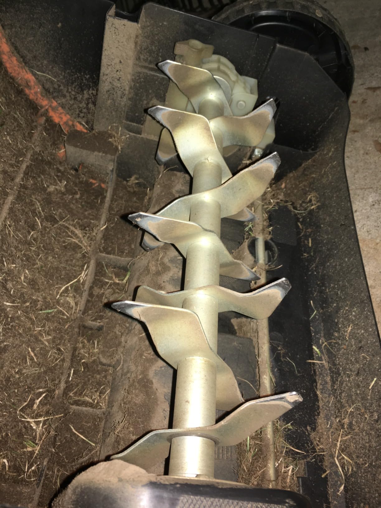 LawnMaster GVB1316 Electric 16